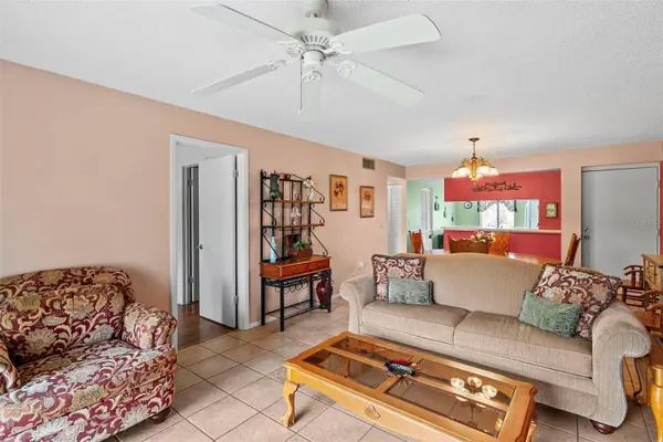 106 W CYPRESS CT #106, Oldsmar, FL 34677