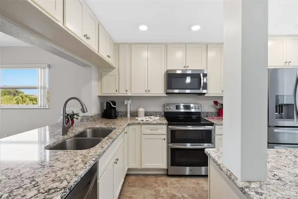 1316 PASADENA AVE S #408, South Pasadena, FL 33707