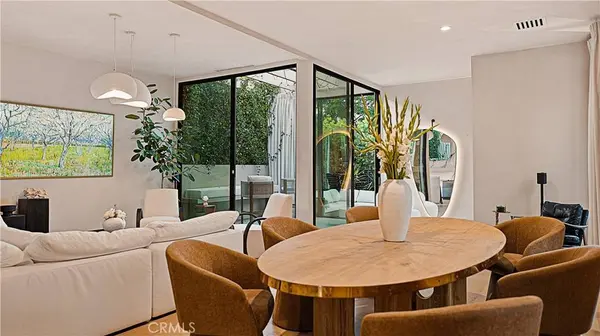 8840 Ashcroft, Los Angeles, CA 90048