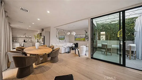 8840 Ashcroft, Los Angeles, CA 90048