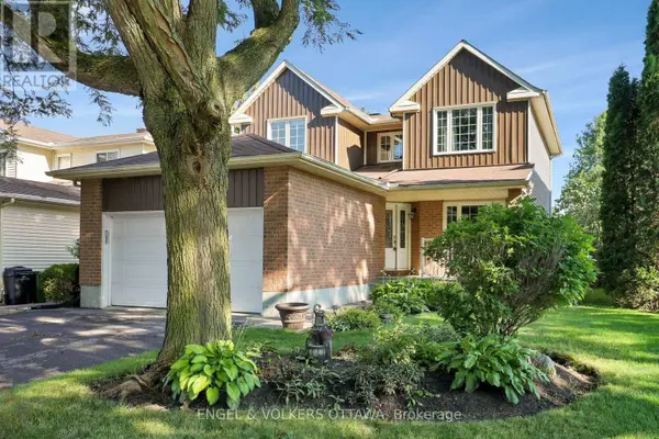 28 WEYBRIDGE DRIVE, Ottawa, ON K2J2Z7