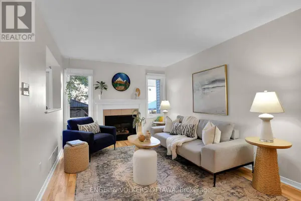 1632 VARENNES BOULEVARD, Ottawa, ON K4A3Z8