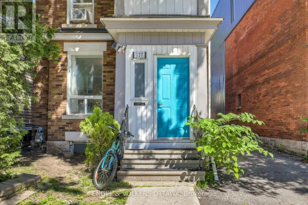 127 Third AVE #1, Ottawa, ON K1S2J9