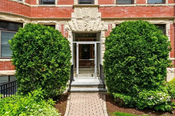 149 Winthrop Rd. #5, Brookline, MA 02445