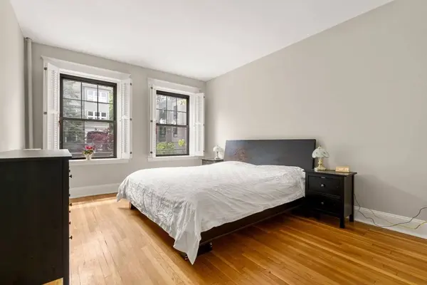 149 Winthrop Rd. #5, Brookline, MA 02445