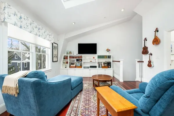 40 Mt. Pleasant #4, Cambridge, MA 02140