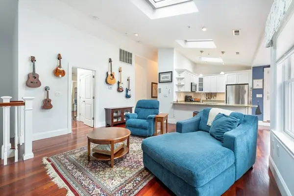 40 Mt. Pleasant #4, Cambridge, MA 02140