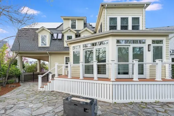 458 Woodward St., Newton, MA 02468