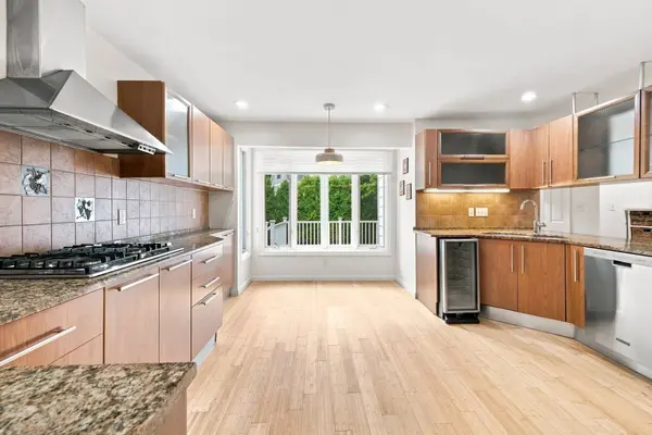829 Chestnut, Newton, MA 02468