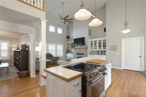 9641 Price Coffee Rd, Bentonville, AR 72712