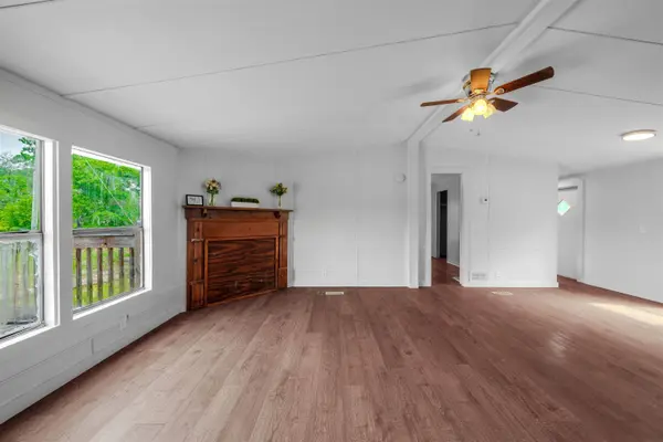 989 LAKEVIEW POINT Road, Quincy, FL 32351