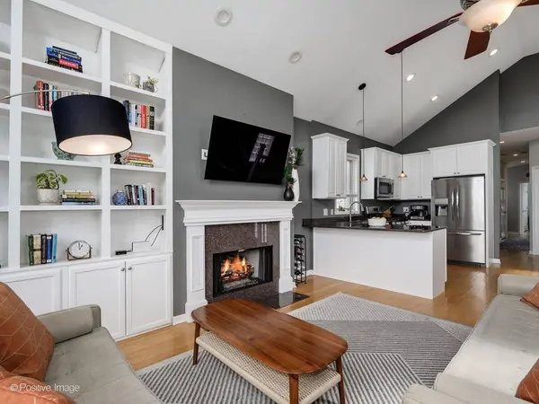 3027 N Racine AVE #3, Chicago, IL 60657