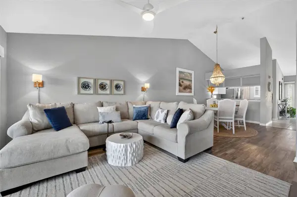 443 BOUCHELLE DR #302, New Smyrna Beach, FL 32169