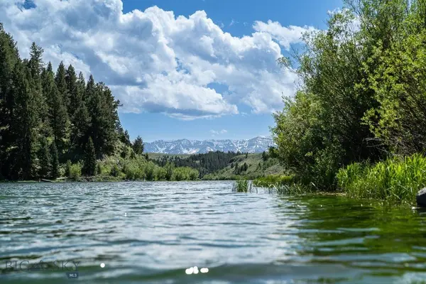 5200 Elk Lake RD, Lima, MT 59739