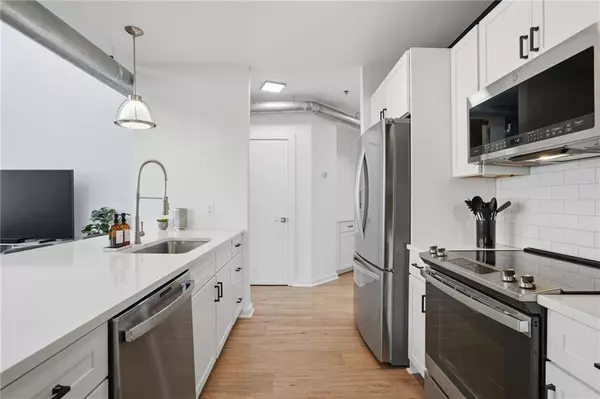 260 18th ST NW #10211, Atlanta, GA 30363