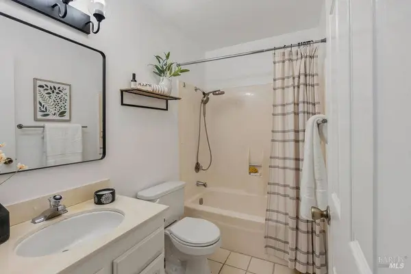 1579 Lincoln AVE 103, San Rafael, CA 94901