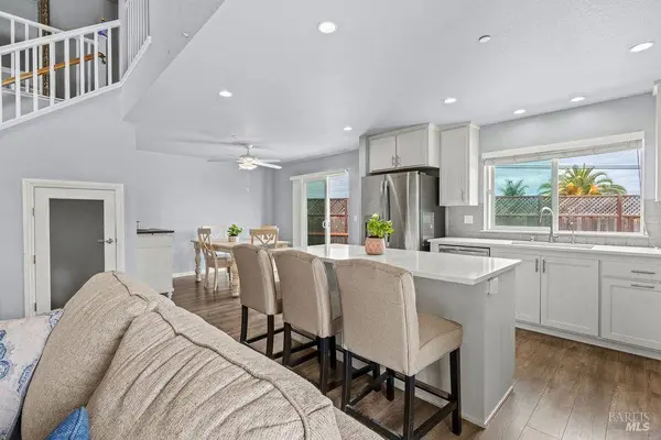 3690 Hillary CT, Santa Rosa, CA 95403