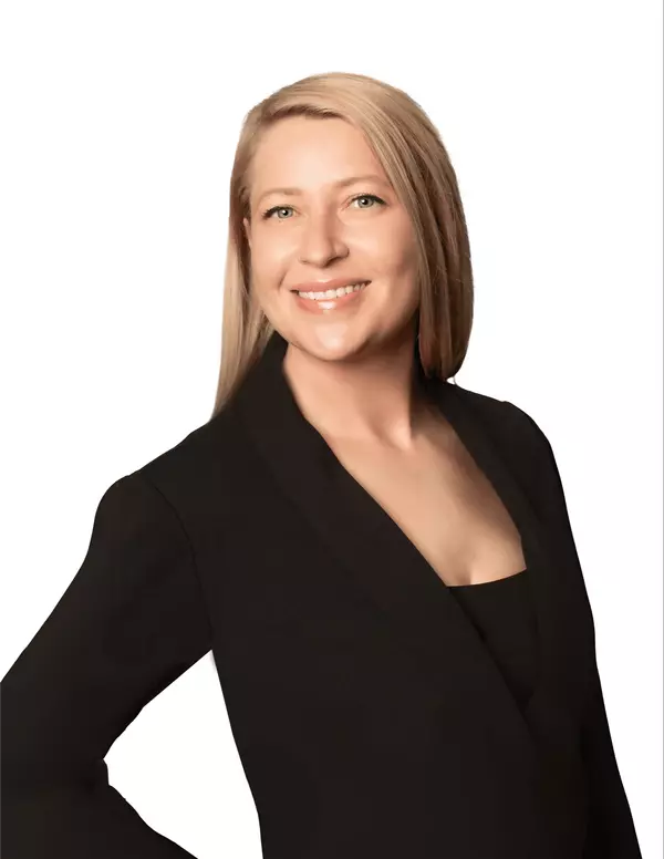 Katie Anderson EV Headshot