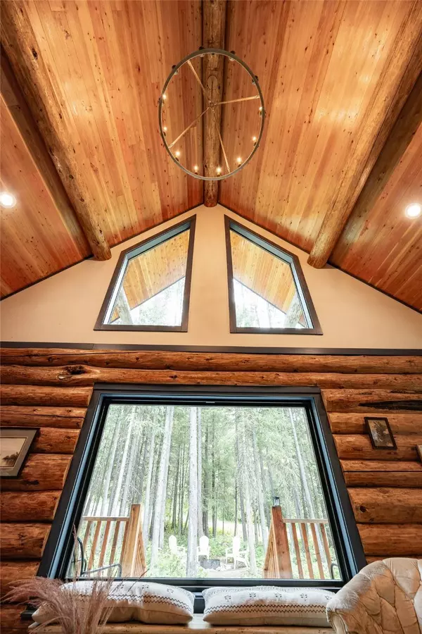 172 3rd AVE, West Glacier, MT 59936