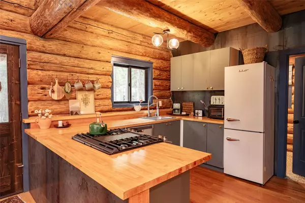 172 3rd AVE, West Glacier, MT 59936