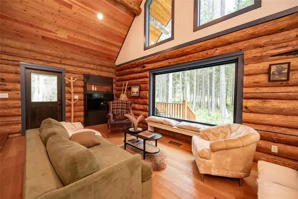 172 3rd AVE, West Glacier, MT 59936