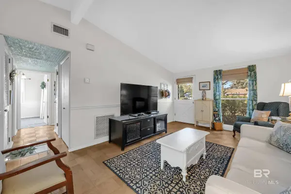 413 W Marigold Avenue, Foley, AL 36535