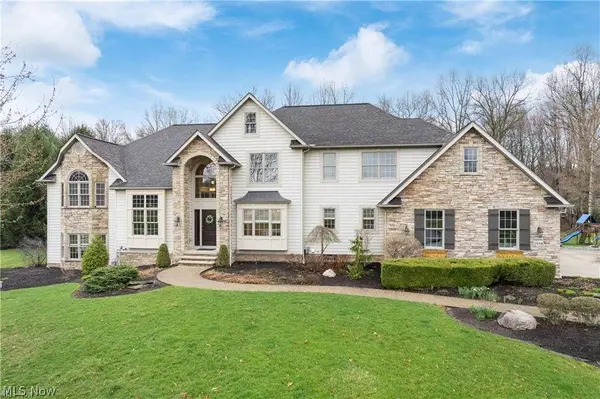 1014 Kings Ridge BLVD, Wadsworth, OH 44281