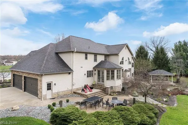 1014 Kings Ridge BLVD, Wadsworth, OH 44281