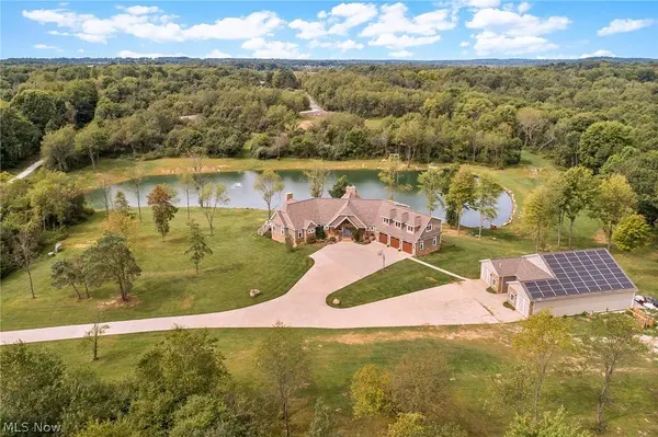 2197 S Medina Line RD, Wadsworth, OH 44281