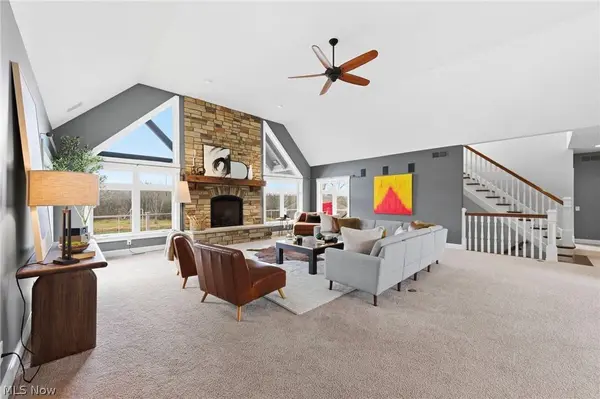 2197 S Medina Line RD, Wadsworth, OH 44281