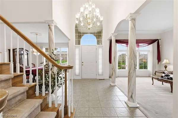 16249 Falmouth DR, Strongsville, OH 44136