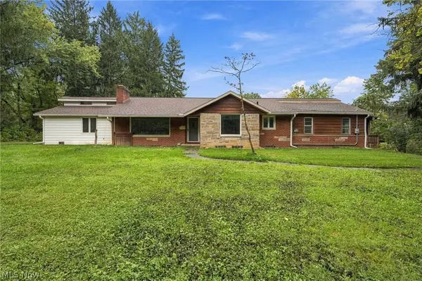 1365 Hillandale DR