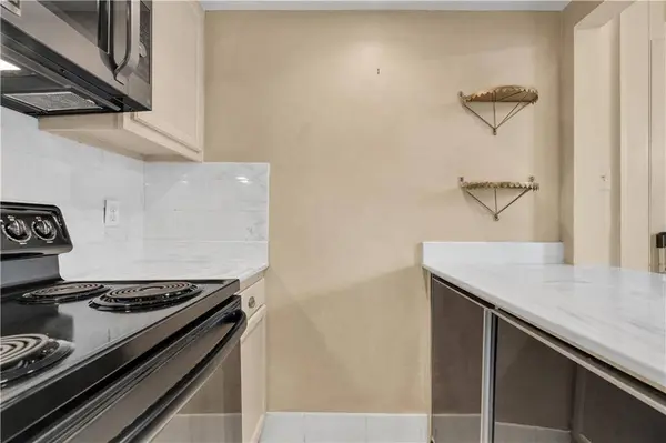 740 ESPLANADE AVE #7/11, New Orleans, LA 70116