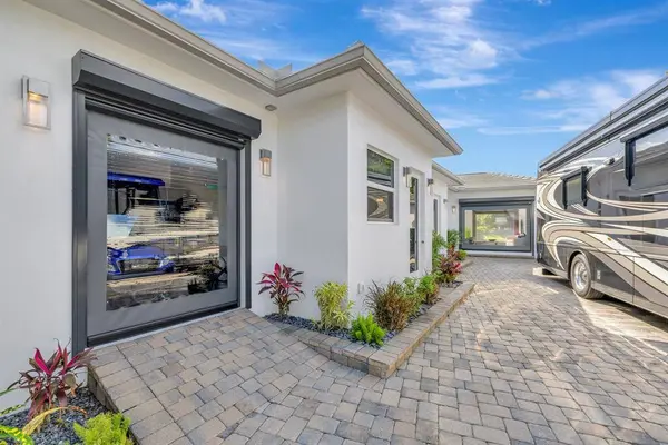 510 S Cortez Dr, Pompano Beach, FL 33068