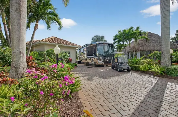 391 Sundial Cir #391, Pompano Beach, FL 33068