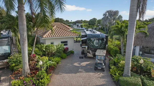 391 Sundial Cir #391, Pompano Beach, FL 33068