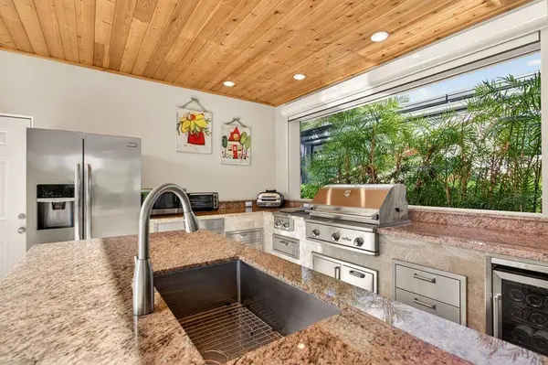 391 Sundial Cir #391, Pompano Beach, FL 33068