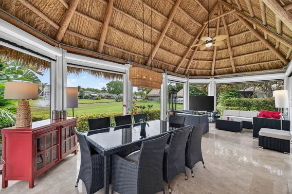 382 Sundial CIR #382, Margate, FL 33068