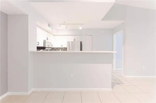 4828 N State Road 7 #8305, Coconut Creek, FL 33073