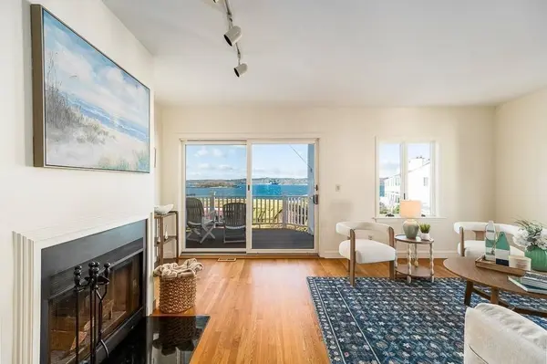 7 Rackliffe St #H1, Gloucester, MA 01930