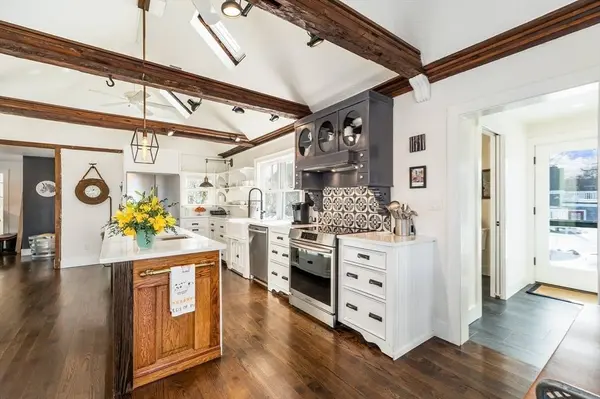 1030 Washington St, Gloucester, MA 01930