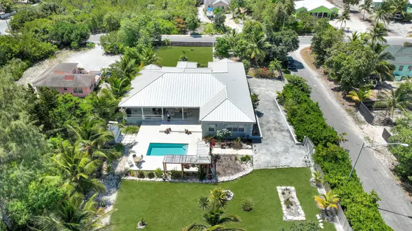 DAISY AVENUE, Providenciales, BC