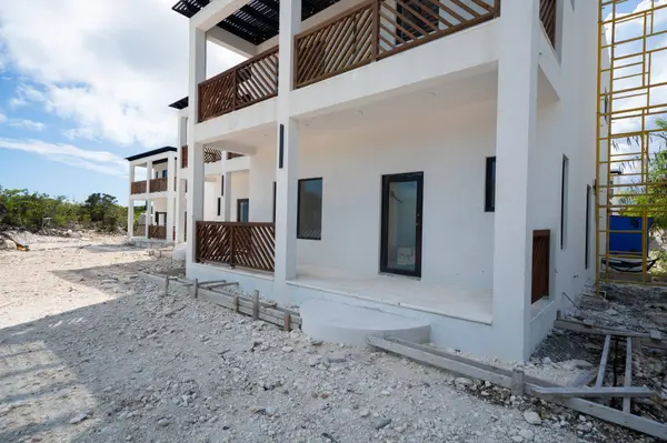 CURLEW DRIVE TOWNHOMES, Providenciales, BC