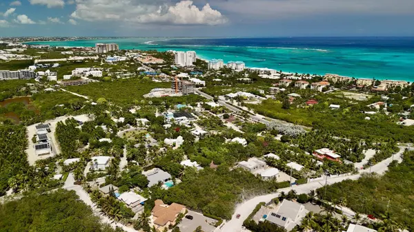 OAK STREET, Providenciales, BC