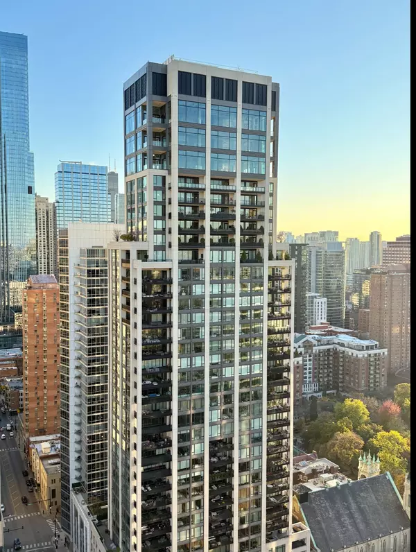 9 W Walton St. 