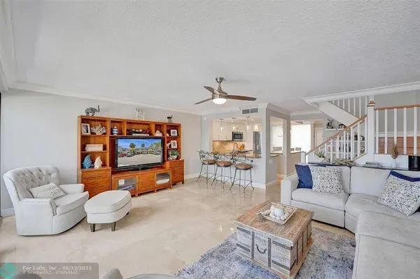 1100 SE 5th Ct  #77, Pompano Beach, FL 33060