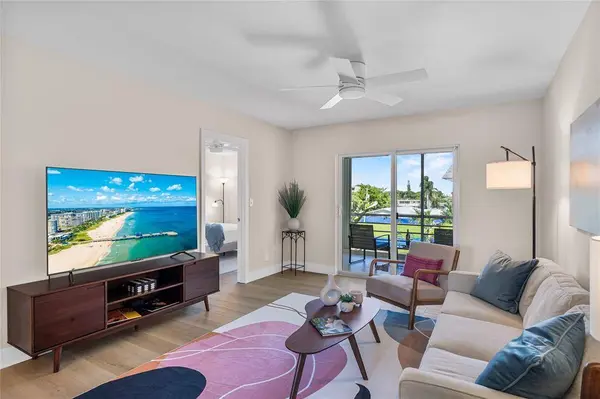 3216 SE 8th Street #305, Pompano Beach, FL 33062