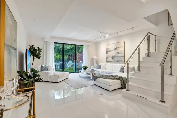 3030 N Ocean BLVD #S104, Fort Lauderdale, FL 33308