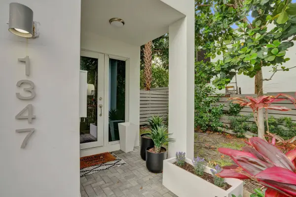 1347 N Ocean BLVD, Pompano Beach, FL 33062