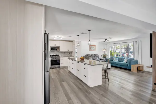 1221 SE 3rd AVE, Pompano Beach, FL 33060